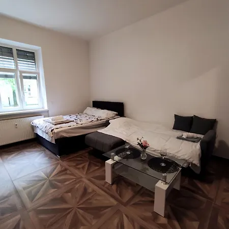 Apartment Vs